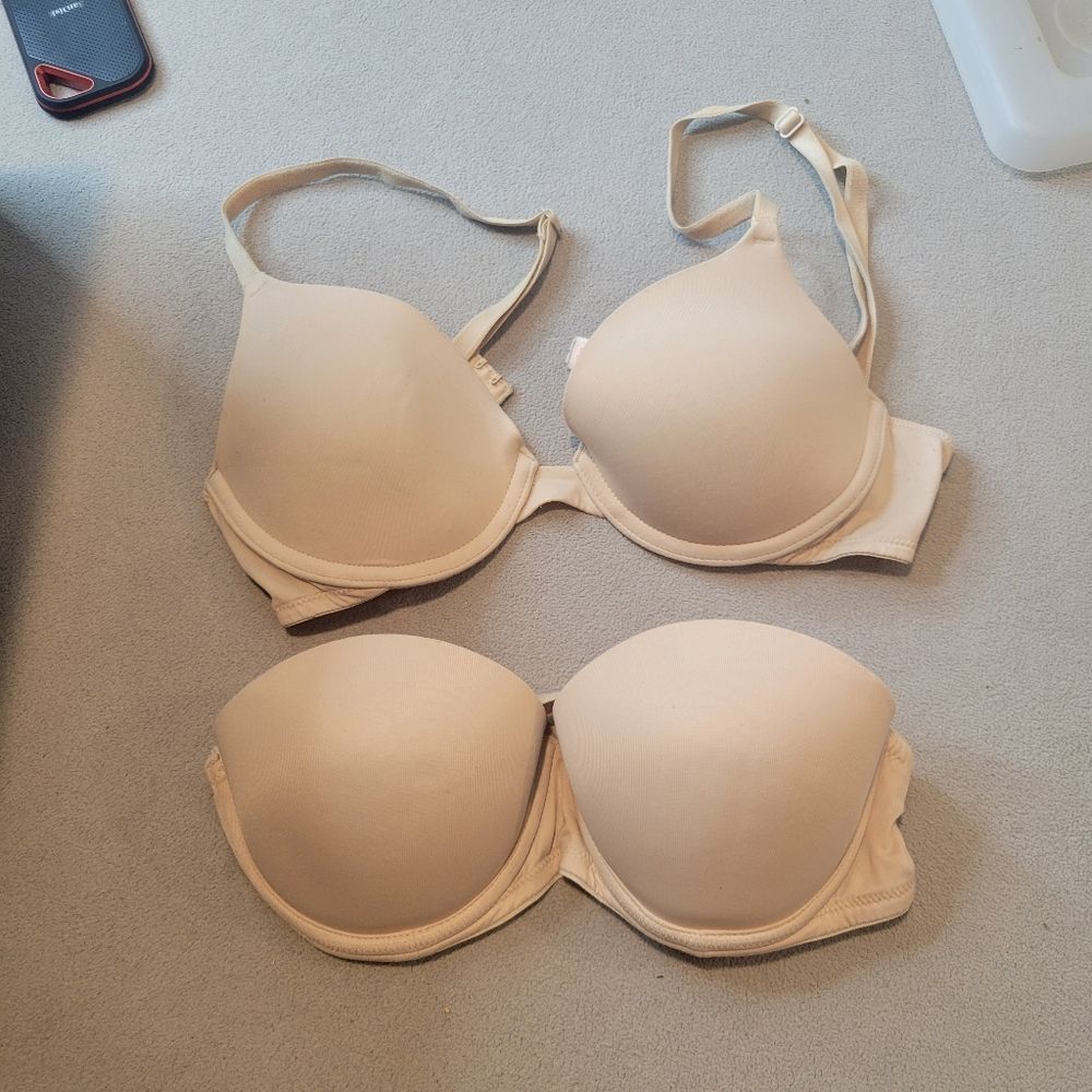Victoria’s Secret Lot of two Bra Size 32B Nude